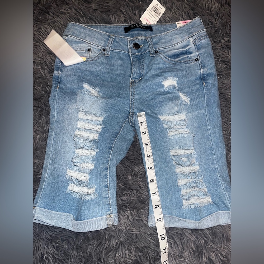Basic Denim’s Bermuda Small - Picture 5 of 8